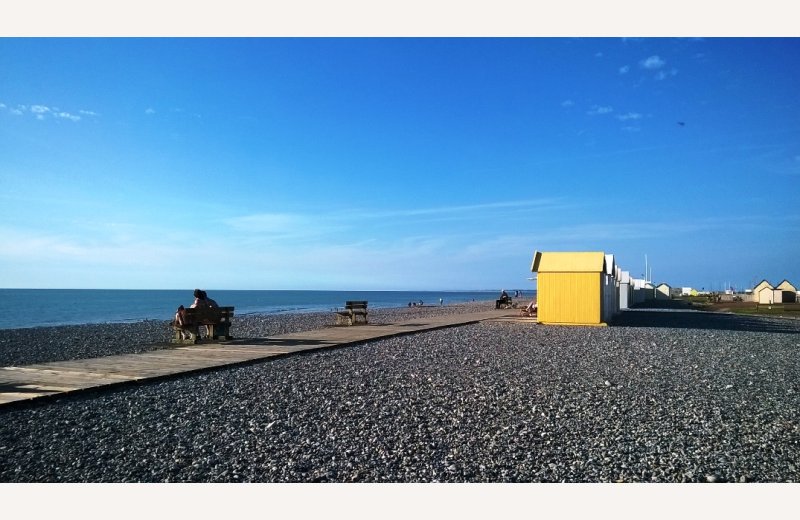 Le chemin de planches et les cabines de Cayeux