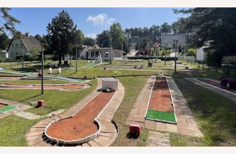 Mini-Golf La Salamandre